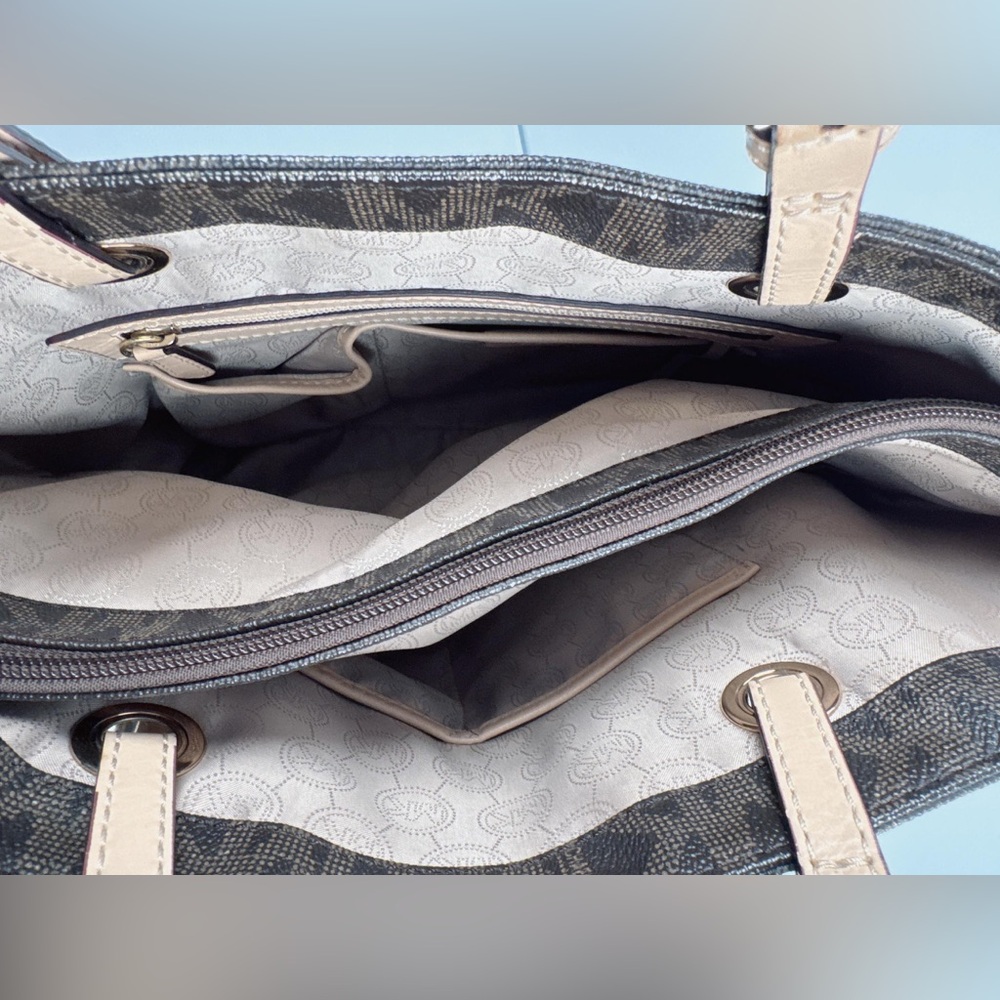 Michael Kors Charlotte Top Zip Tote  Signature Shoulder Bag /Brown - Picture 7 of 10